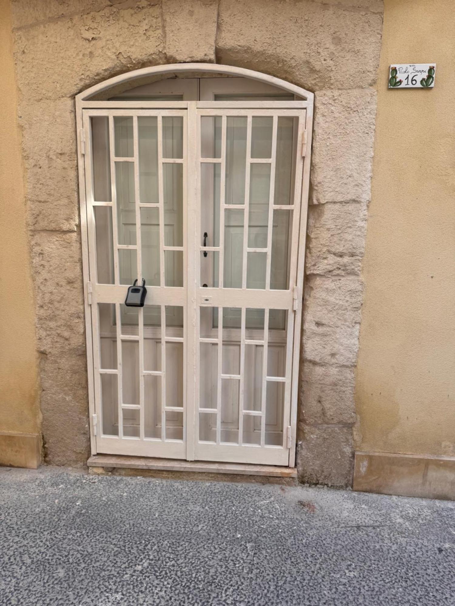 סירקוזה Ortigia Apartment Aretusa מראה חיצוני תמונה